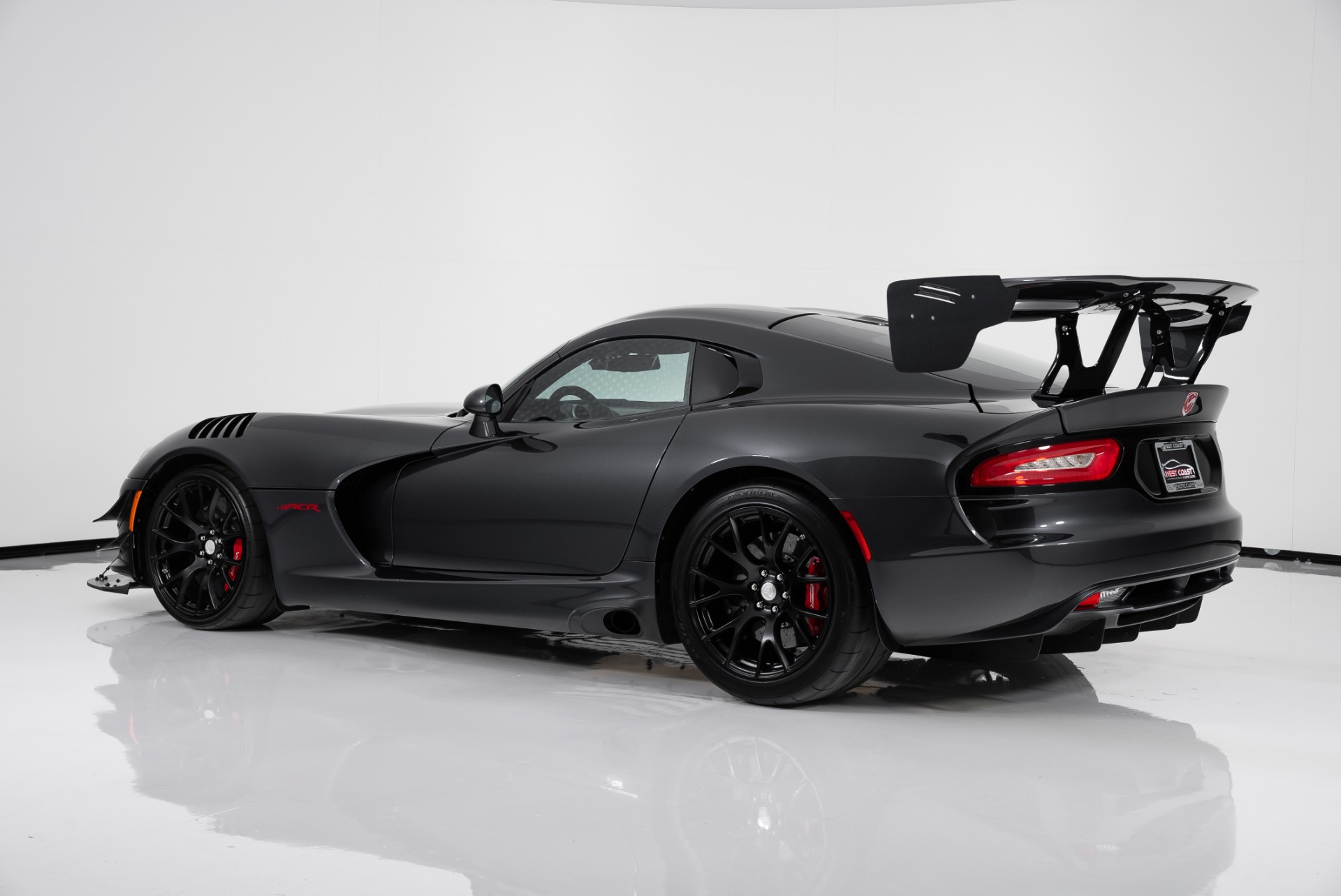 black viper car