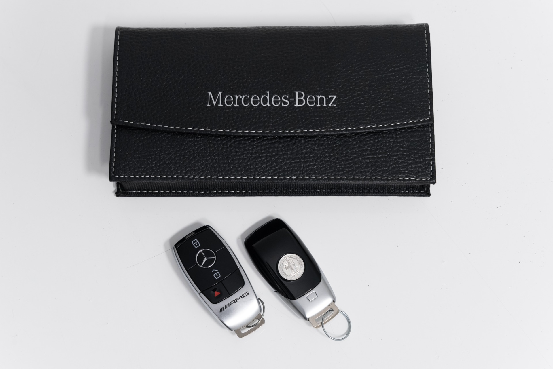 Mercedes Benz Key Fob Silver Text and Logo - Exotic Carbon Fiber