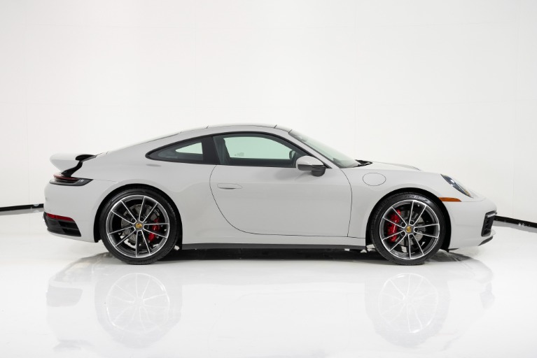 2023 Porsche 911 Carrera T: One Among 27 - The Car Guide